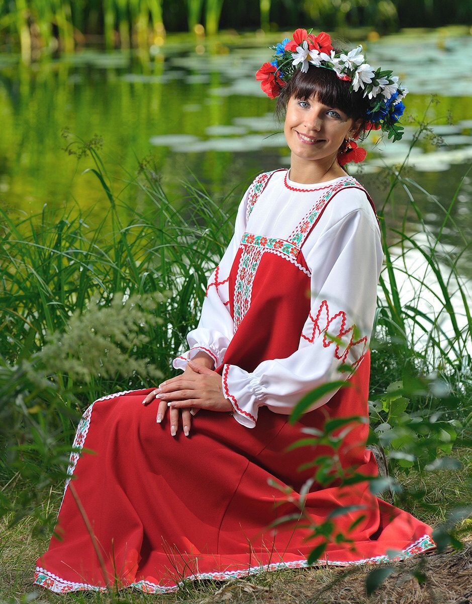Beautiful girl Girls in Slavic costumes in Krakow